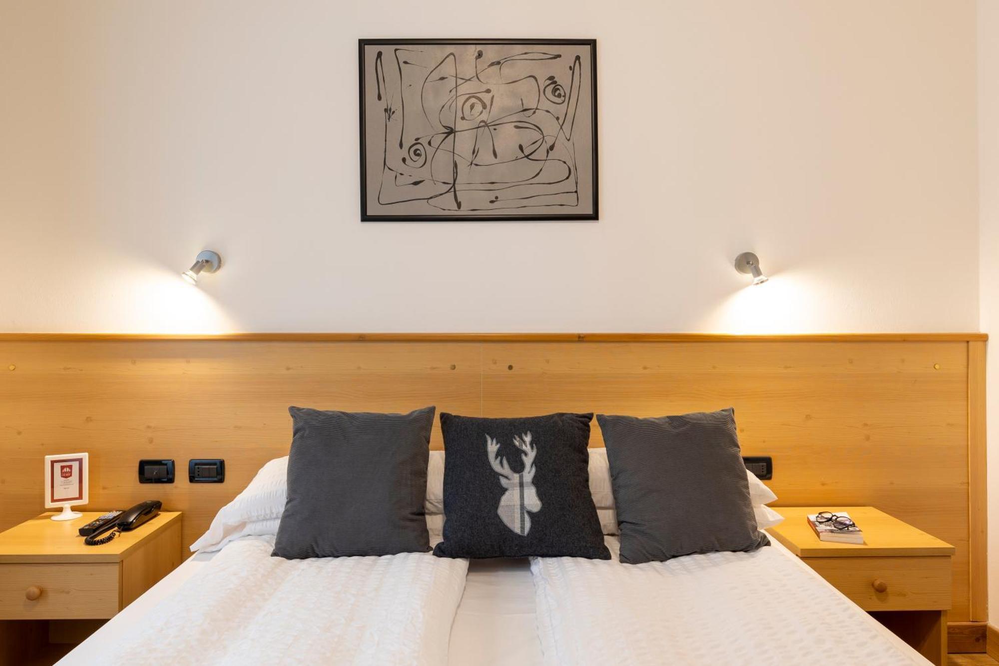 Hotel Derby 佛加里达 外观 照片