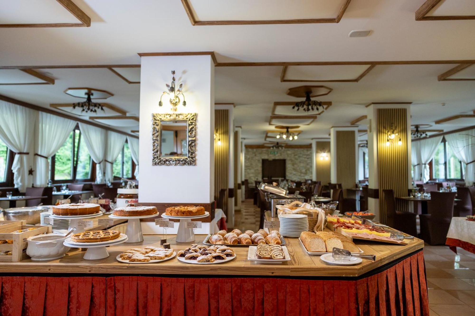 Hotel Derby 佛加里达 外观 照片
